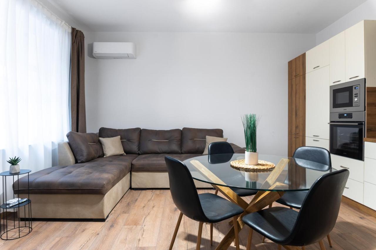La Luna - High-End 2Bd Flat In The Top Centre By Flat Mаnager Sofie Exteriér fotografie